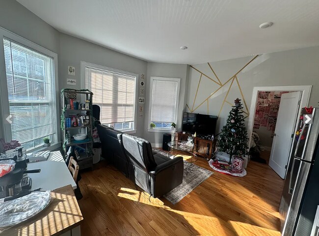 Foto del edificio - 1619 Tremont St