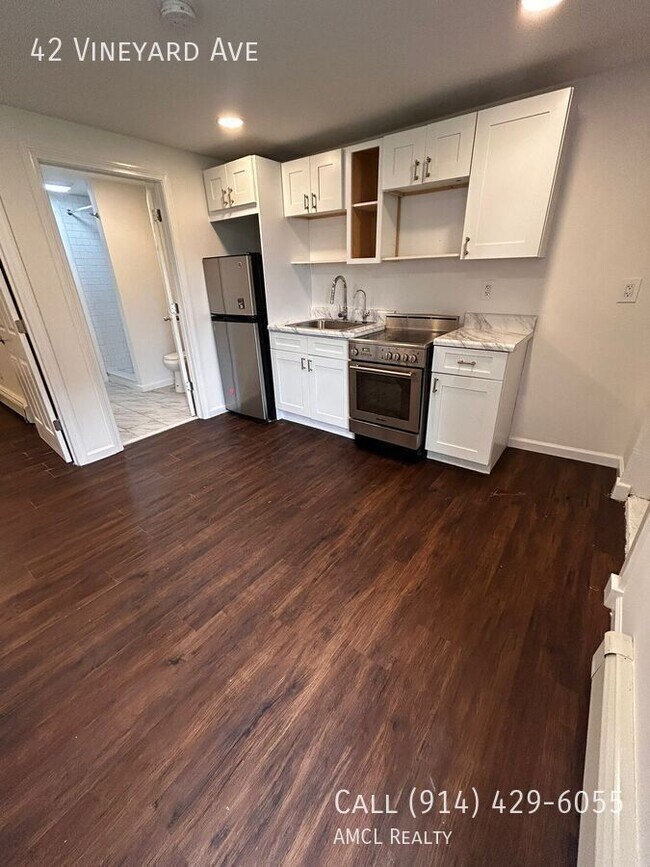 Foto del edificio - 42 Vineyard Ave