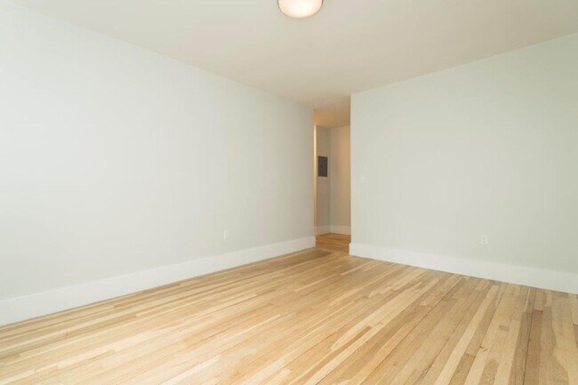 Foto del edificio - 276 Chestnut Hill Ave