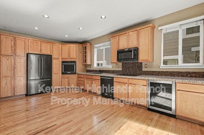Building Photo - 3000 Fox Sedge Ln