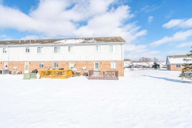 Building Photo - 23403 Stoflet Ln