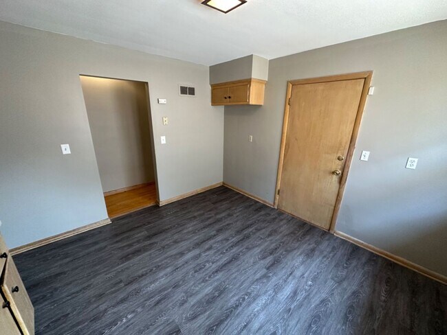 Building Photo - 4053-4055 N 91st St. (Duplex)