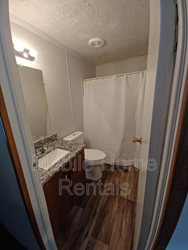 Building Photo - 113 Dogwood Dr