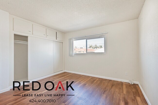 Foto del edificio - 10714 Western Ave