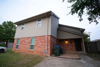Building Photo - 1503 Barkley St