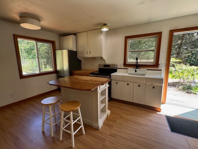 Foto del edificio - 9826 SW 156th St