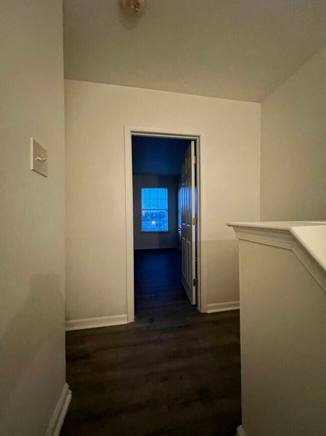 Building Photo - 5602 Drawbridge Ct