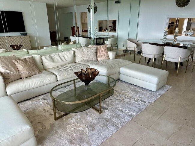 Building Photo - 199 Ocean Ln Dr