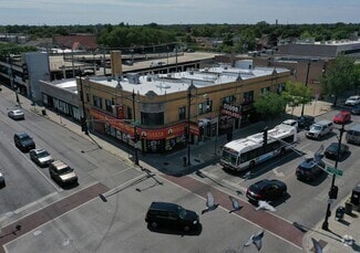 Building Photo - 5601 W Belmont Ave
