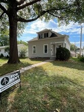 Building Photo - 4019 Lenox Ave