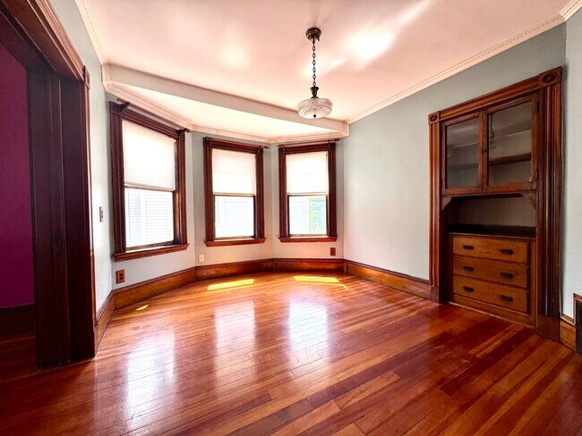 Dining Room with hutch - 104 Hancock St