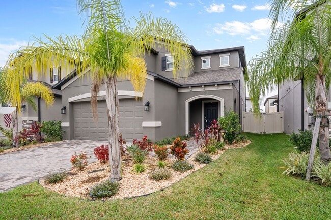 Foto del edificio - Now Available! 3 Bedrooms + Den, 2.5 Baths...