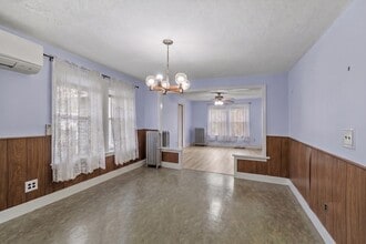 Building Photo - 2 Wentworth Ter