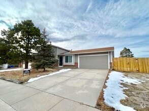 Building Photo - 3970 Beltana Dr