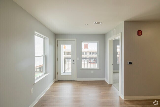 Unidad 301 - 2 habitaciones, 1 baño - 802 pies cuadrados - Comedor - Residences at Chestnut