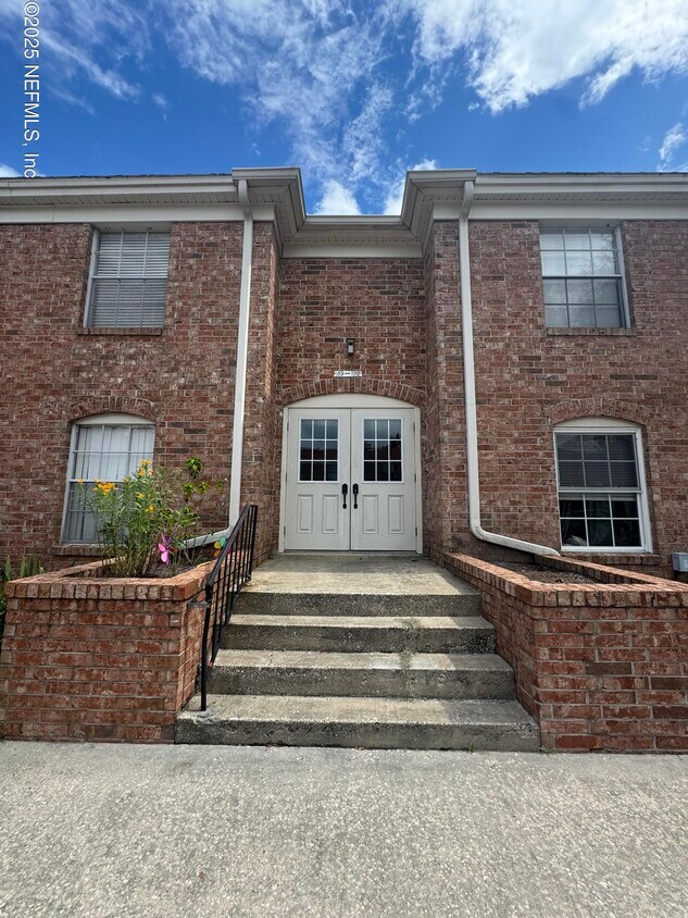 Foto principal - 5201 Atlantic Blvd