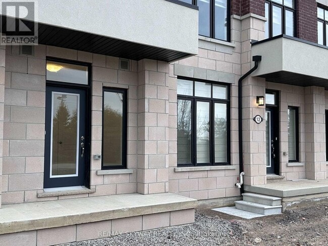 Building Photo - 14 Springdale Ave