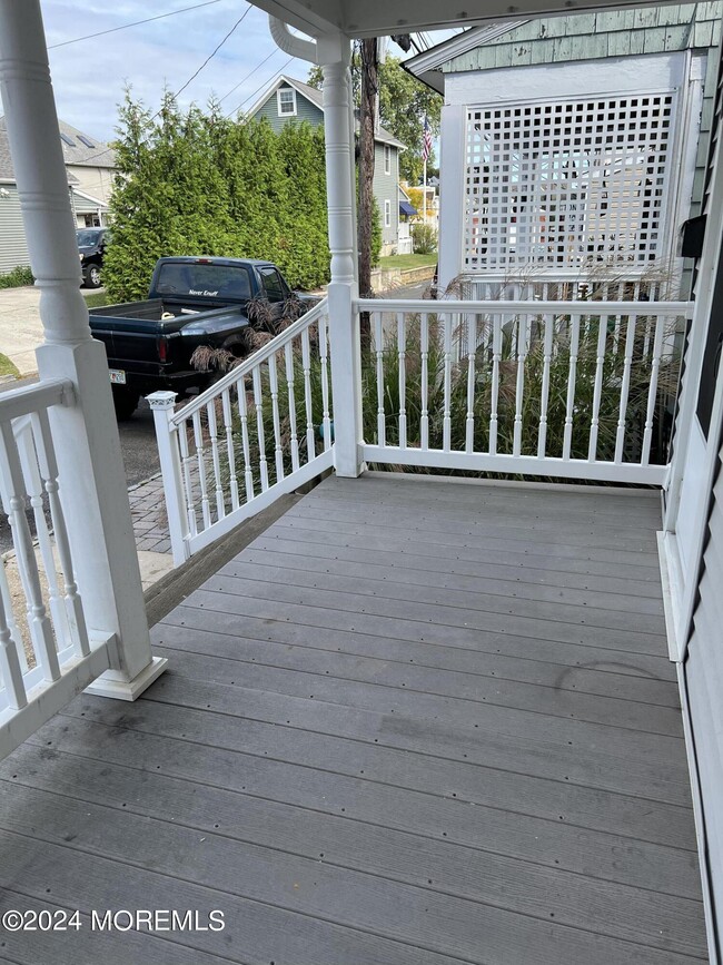 Building Photo - 15 Stanton Pl