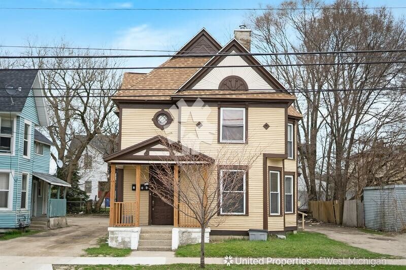 838 Broadway Ave NW Unit 4, Grand Rapids, MI 49504 Condo for Rent in