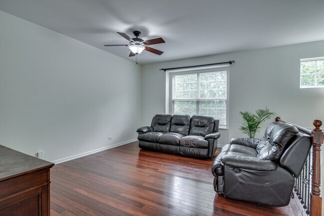 Foto del edificio - 4162 Milford Ln