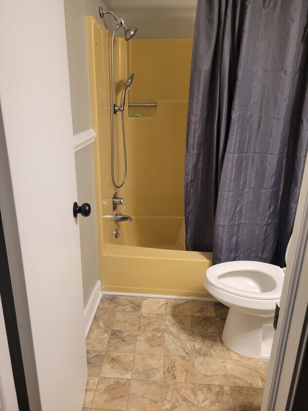 Foto del edificio - 12904 Dubin Dr