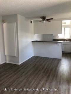 Building Photo - 2 br, 1 bath House - 1107 W CALLE DE LAS E...
