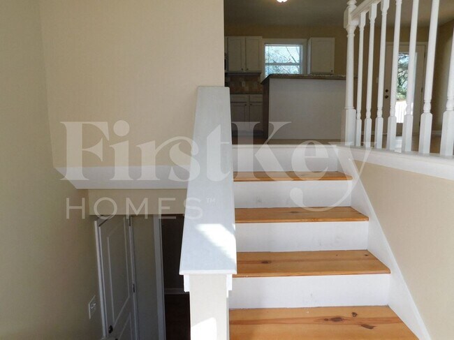 Foto del edificio - 2432 Northbrook Rd