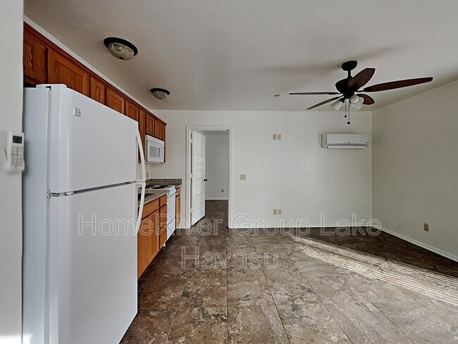 Foto del edificio - 2341 N Kiowa Blvd