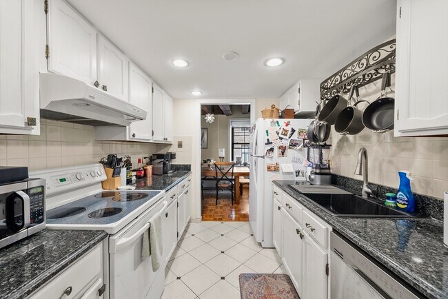 Foto del edificio - 120 Commercial St