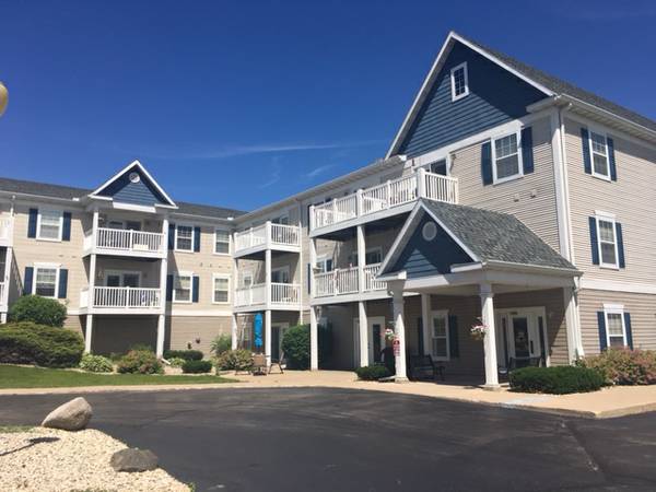 ¡Bienvenido a casa! - Fairview Senior Apartment Homes