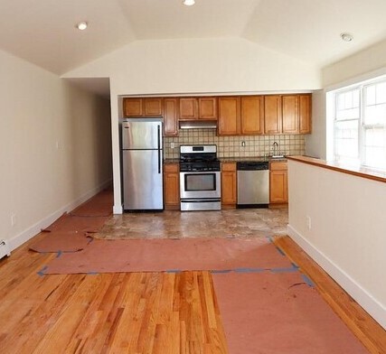 liv/kitch - 3339 58th St