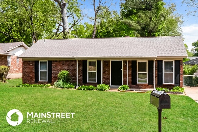 Building Photo - 3220 Canyon Rd