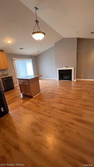 Building Photo - 3272 Theodore