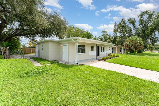 Building Photo - 2924 Bellwood Ave