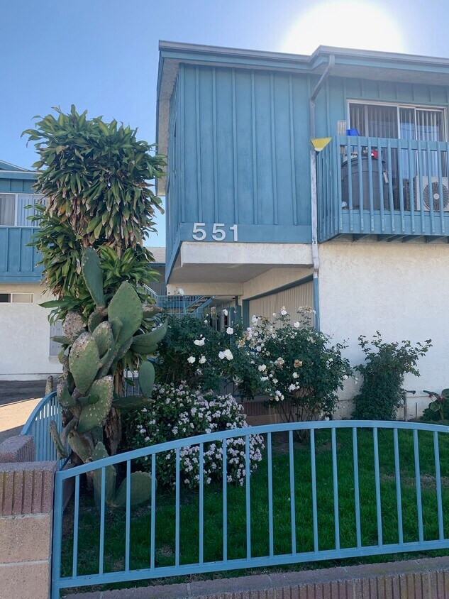 Foto principal - 551 W 4th St