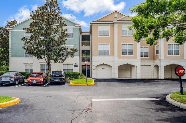 Building Photo - 12837 Madison Pointe Cir