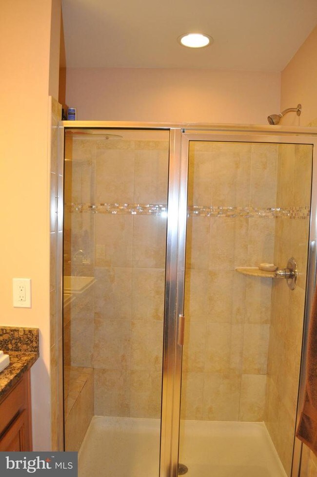 Foto del edificio - 23488 Ashwood Moss Terrace