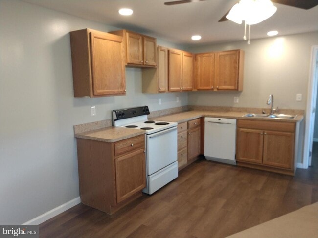 Building Photo - 45154 Andover Estates Rd