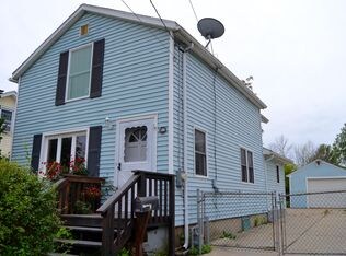Primary Photo - 142 Wheeler St
