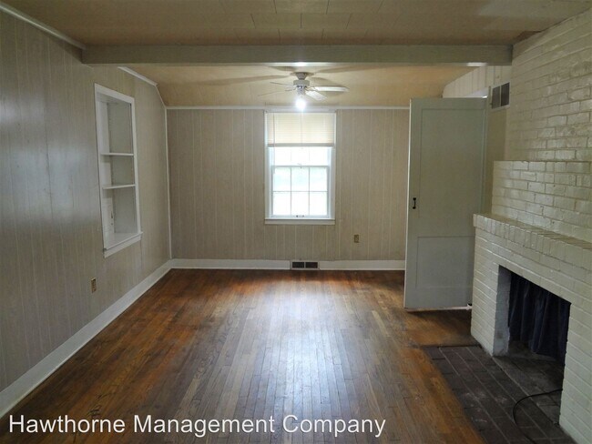 Building Photo - 209-211 Dorsey St