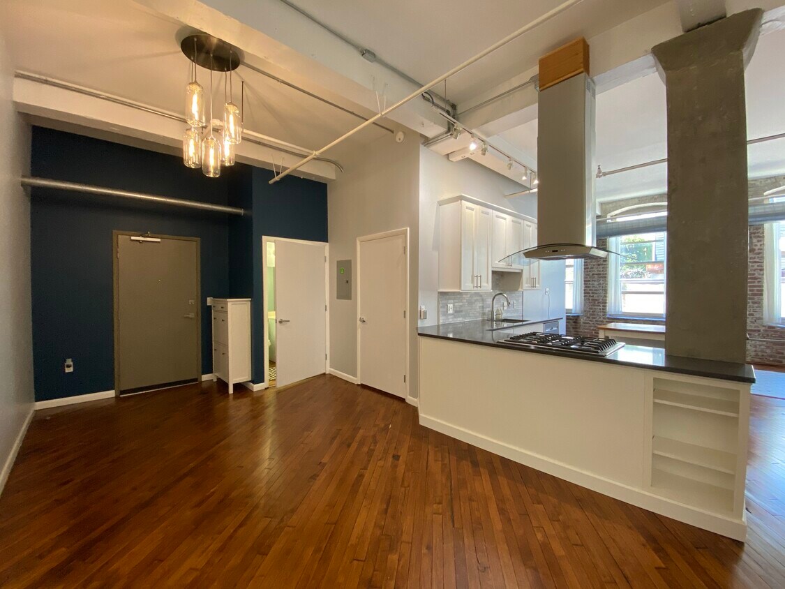 1220 Buttonwood St Unit 102, Philadelphia, PA 19123 Condo for Rent in