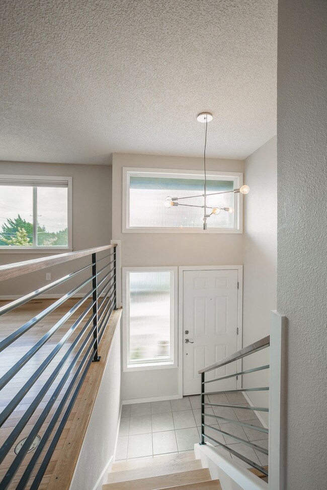 Foto del edificio - 3017 SW Holden St