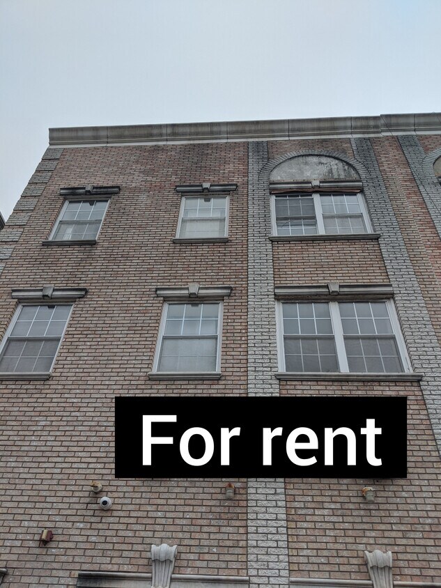 Foto principal - 222 Harrison Ave
