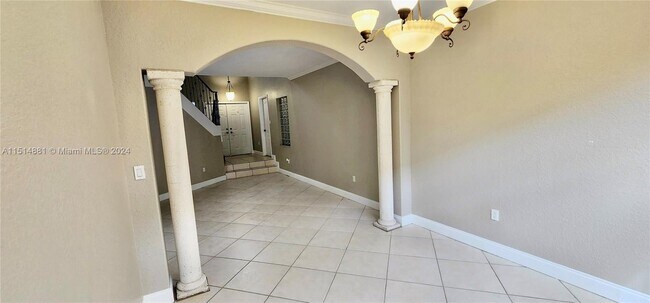 Building Photo - 3541 SW 170th Ave