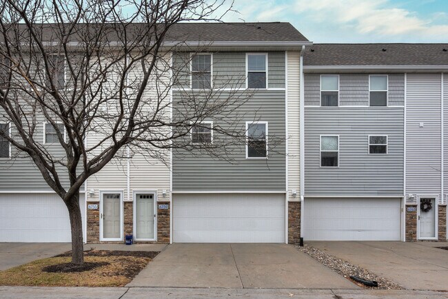 Building Photo - 6759 S 181st Ct