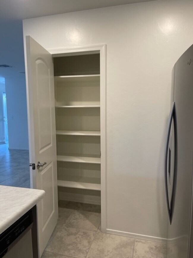 Foto del edificio - Sahuarita- 3 bedroom/ 2 bathroom single st...