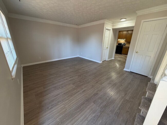 Building Photo - 90-92 Curtis Road