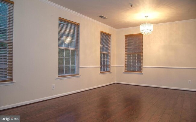 Building Photo - 8986 Harrover Pl
