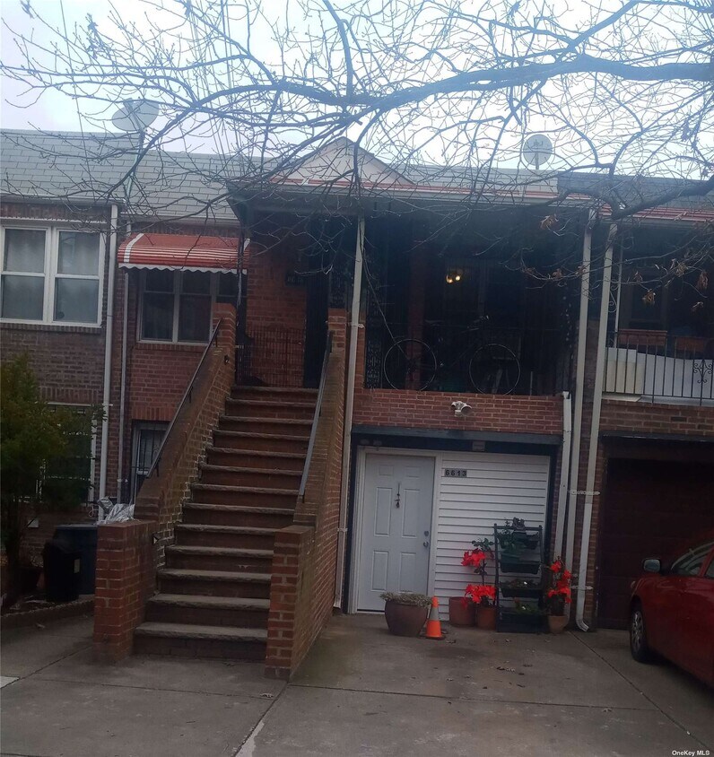 Primary Photo - 66-13 Burns St