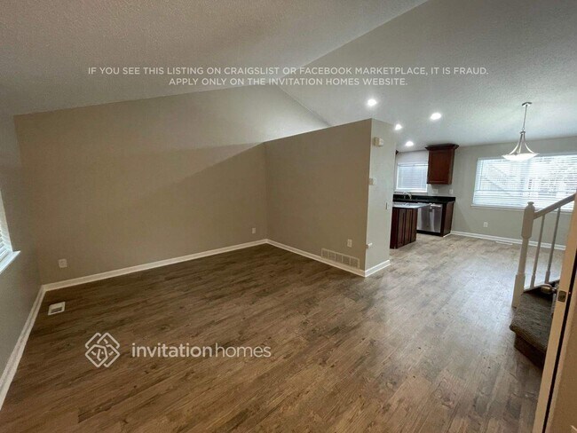 Building Photo - 5480 S Nepal Ct